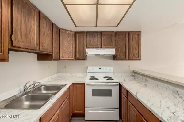 2040 S LONGMORE Avenue #66, Mesa, AZ 85202
