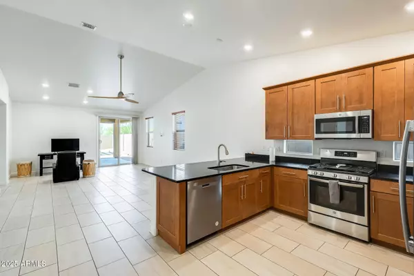 Cave Creek, AZ 85331,28848 N 40TH Place