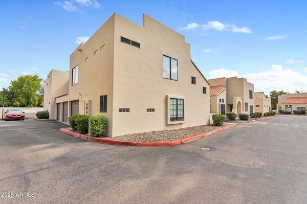 Chandler, AZ 85226,5665 W GALVESTON Street #18