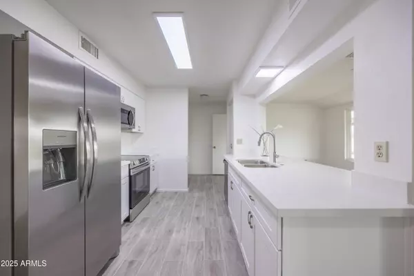 Sun City, AZ 85351,10506 W TROPICANA Circle