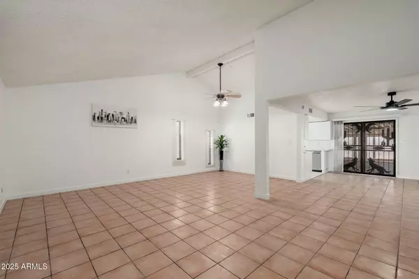 Phoenix, AZ 85037,8902 W COLUMBUS Avenue