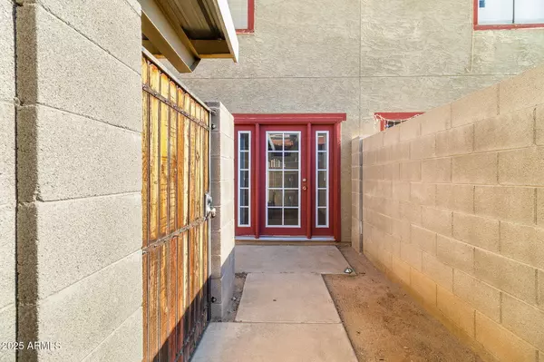 Phoenix, AZ 85017,2724 W MCLELLAN Boulevard #131