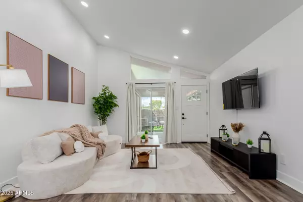 Mesa, AZ 85201,2130 W CAMINO Street #7