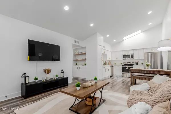 Mesa, AZ 85201,2130 W CAMINO Street #7