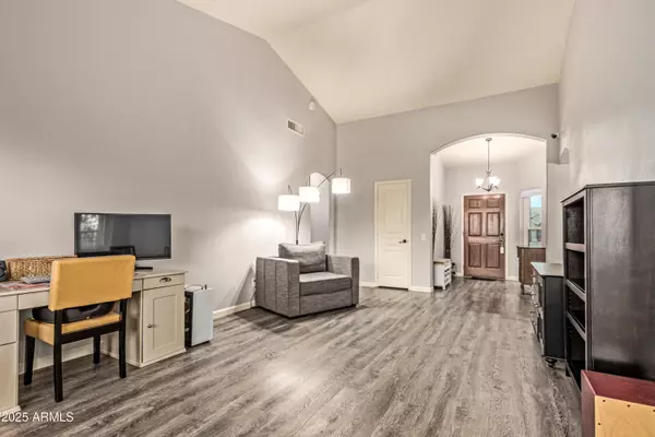 Chandler, AZ 85225,1014 E Golden Court