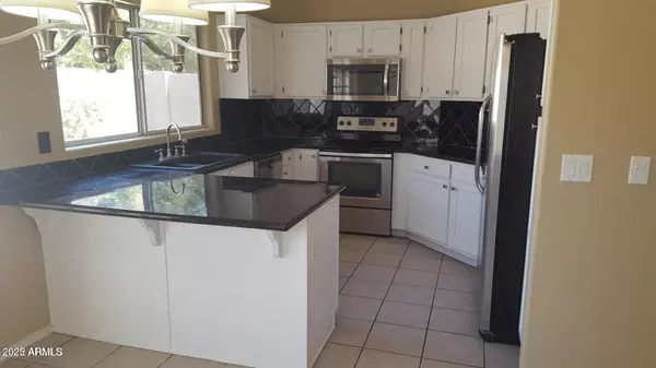 Phoenix, AZ 85022,17429 N 14TH Street