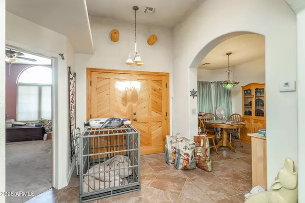 Seligman, AZ 86337,35575 W PALE MOON Road