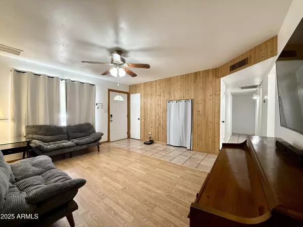 Mesa, AZ 85204,3403 E CAPRI Avenue