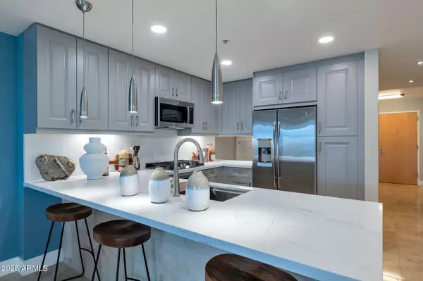 Scottsdale, AZ 85251,7157 E RANCHO VISTA Drive #3005