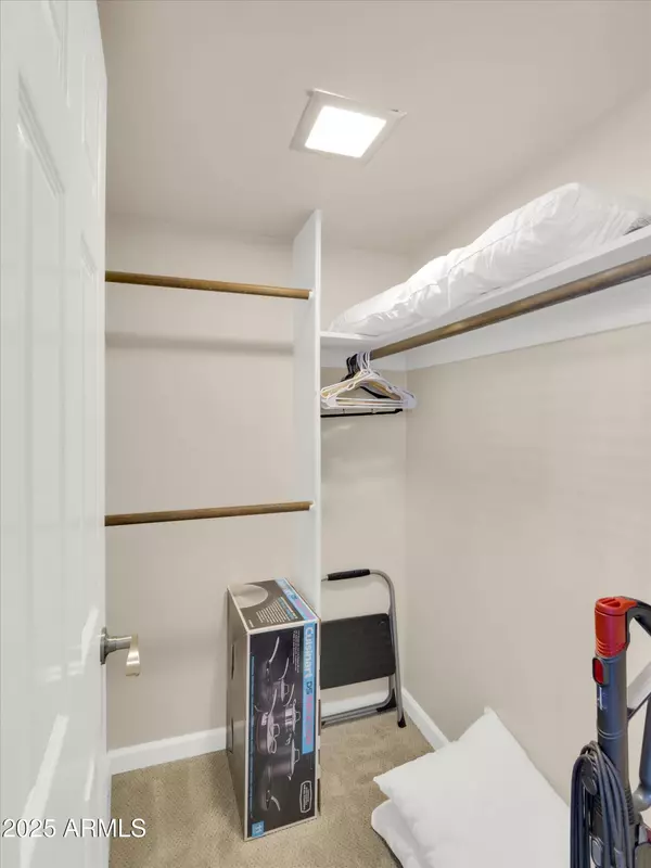 Phoenix, AZ 85016,5122 N 31st Way #221