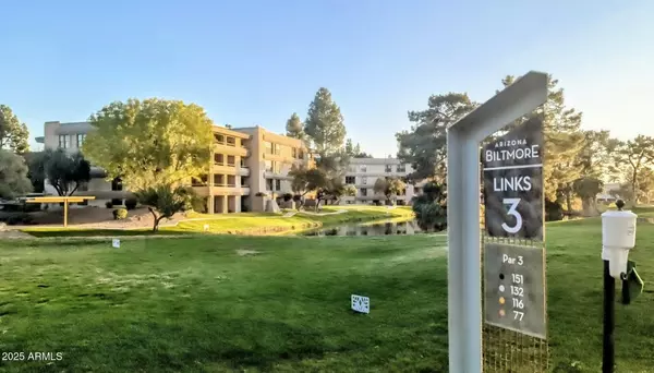 Phoenix, AZ 85016,5122 N 31st Way #221