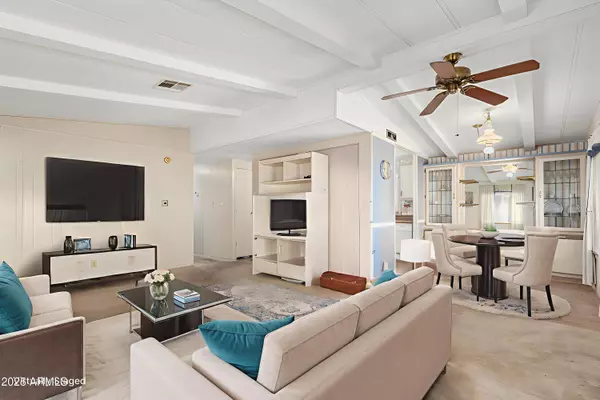 Mesa, AZ 85208,9302 E Broadway Road #16