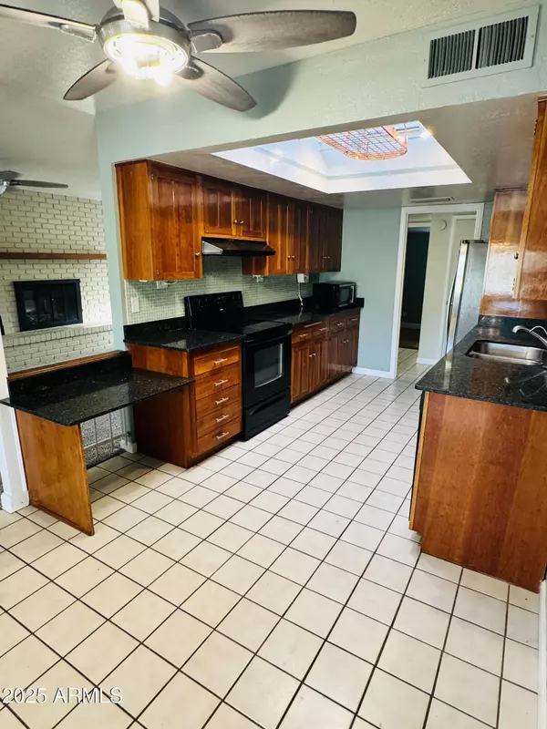 Mesa, AZ 85208,635 S EDGEWATER Drive