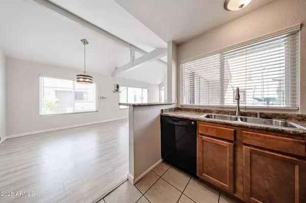 Scottsdale, AZ 85254,5122 E SHEA Boulevard #2085