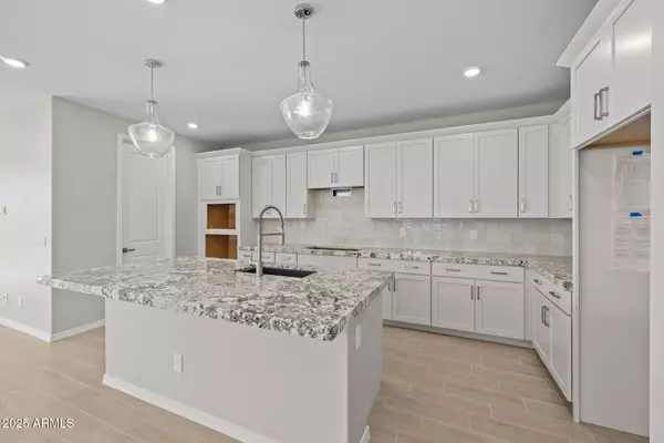 Litchfield Park, AZ 85340,18945 W MONTEROSA Street
