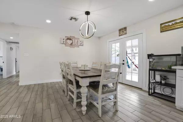 Glendale, AZ 85302,5701 W Royal Palm Road