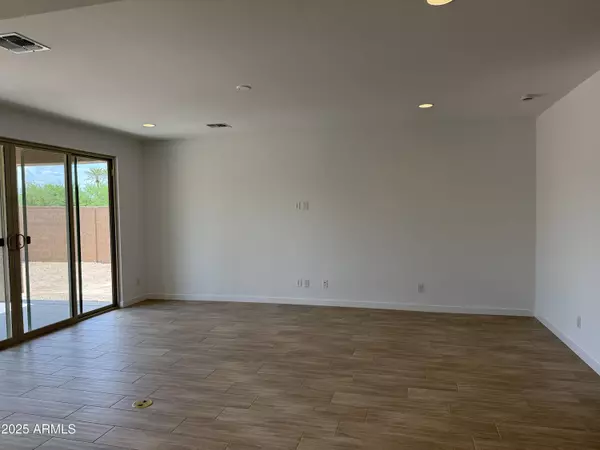 Maricopa, AZ 85138,40563 W MICHAELS Drive