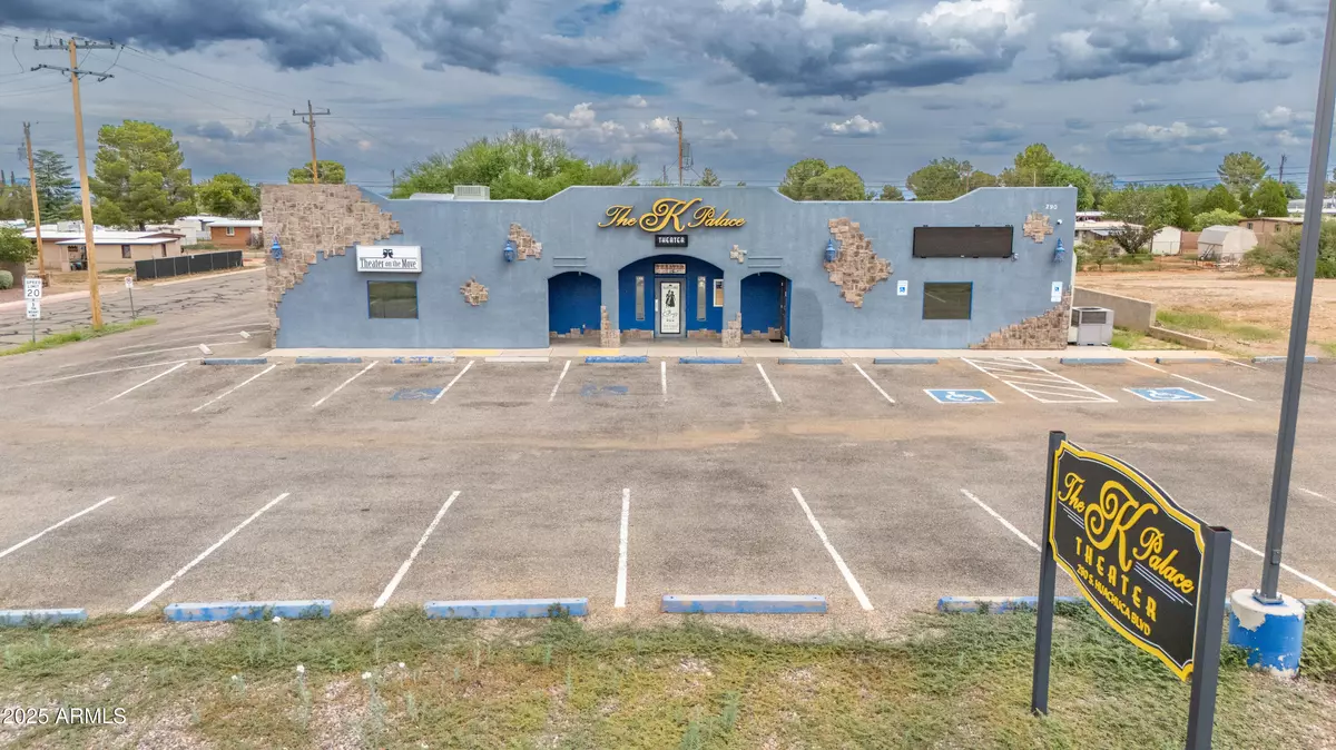 Huachuca City, AZ 85616,290 N HUACHUCA Boulevard