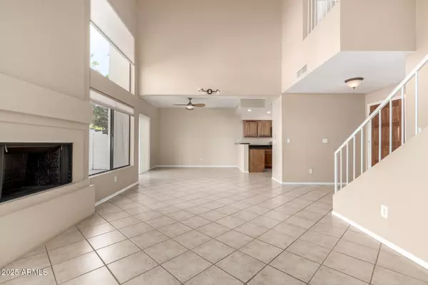 Scottsdale, AZ 85260,13469 N 102ND Place