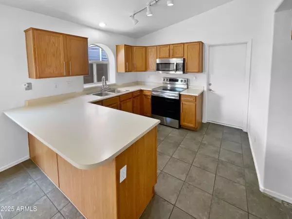 Avondale, AZ 85392,2409 N 125TH Drive