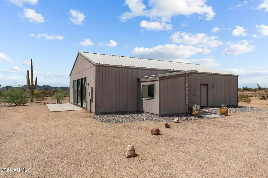 38029 N 252nd Lane, Morristown, AZ 85342