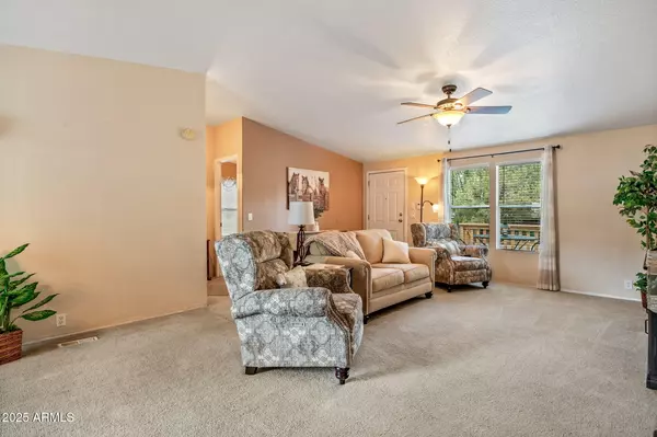 Show Low, AZ 85901,520 N 42ND Drive
