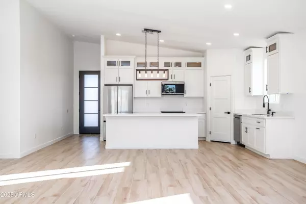 Mesa, AZ 85208,7918 E 6TH Avenue