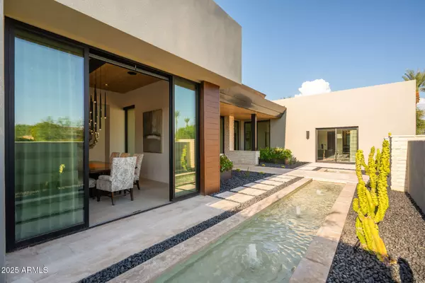 Paradise Valley, AZ 85253,7044 E CHENEY Drive