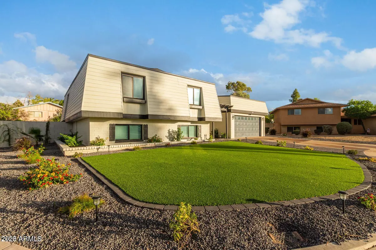 Tempe, AZ 85282,429 E GREENWAY Drive