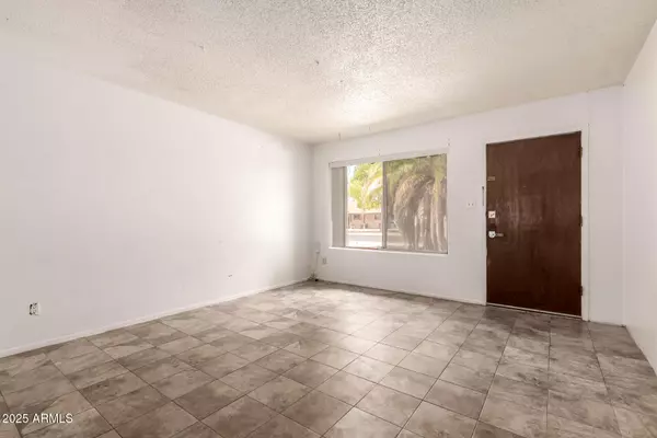 Tempe, AZ 85282,17 E CAIRO Drive