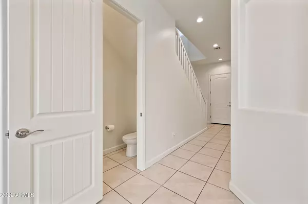 Mesa, AZ 85210,1367 S COUNTRY CLUB Drive #1152