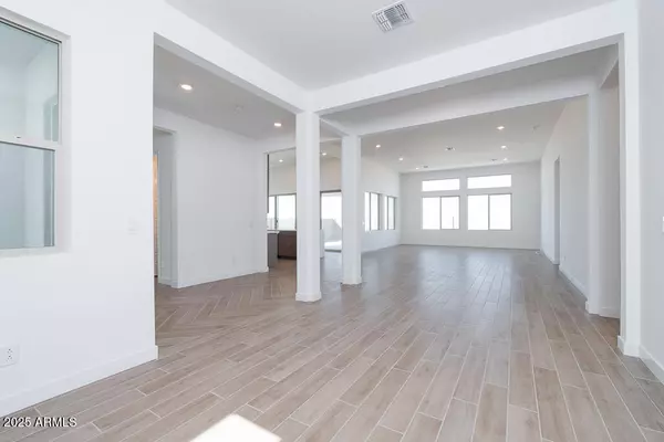 Apache Junction, AZ 85120,816 W GOLDEN ORE Pass