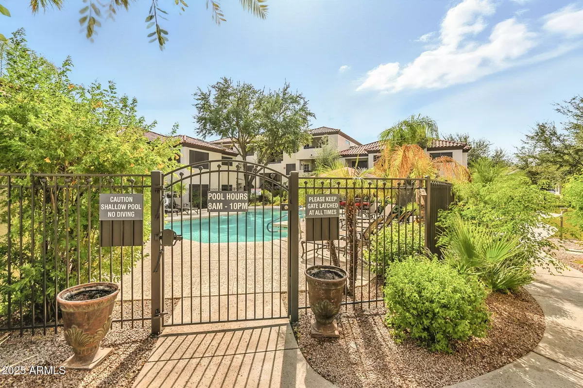 Paradise Valley, AZ 85253,9990 N Socttsdale Road #1042