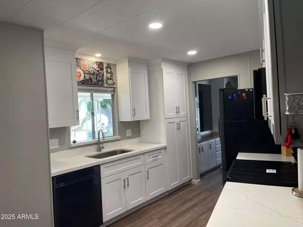 Mesa, AZ 85208,613 S 83RD Way