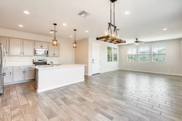 Mesa, AZ 85209,1640 S 82ND Place