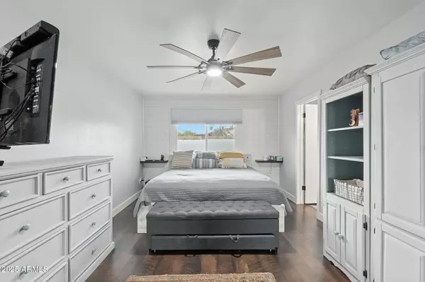 Phoenix, AZ 85053,3016 W ACOMA Drive