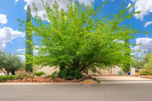 Sedona, AZ 86336,1655 JOHNNY GUITAR Street