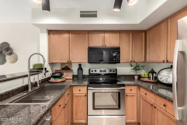 Gilbert, AZ 85233,742 S CROWS NEST Drive