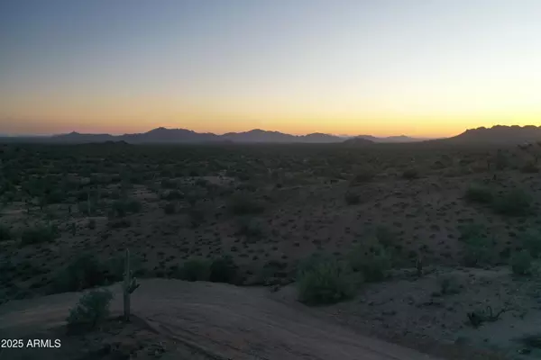 Queen Creek, AZ 85144,2 W Lucky Lane #1