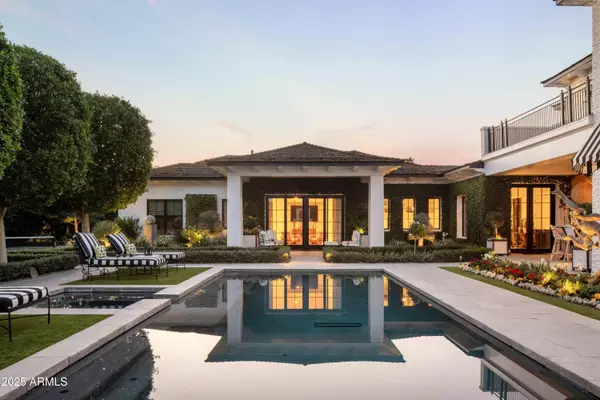 Phoenix, AZ 85018,5915 E Calle Del Sud --