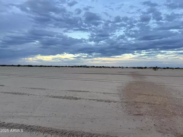 Eloy, AZ 85131,3010 N PARKVIEW Drive #25