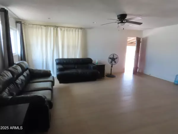 Superior, AZ 85173,315 W Wight Street