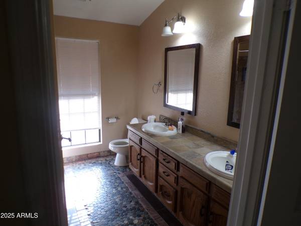 Glendale, AZ 85302,5323 W NORTH Lane