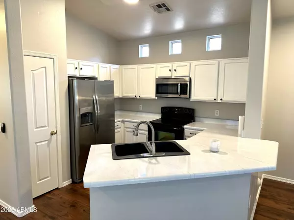 Gilbert, AZ 85296,1564 S OWL Drive
