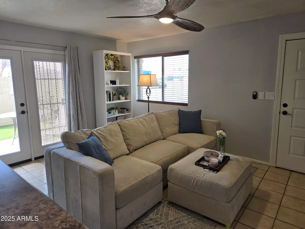 Phoenix, AZ 85040,4412 E RIVERSIDE Street