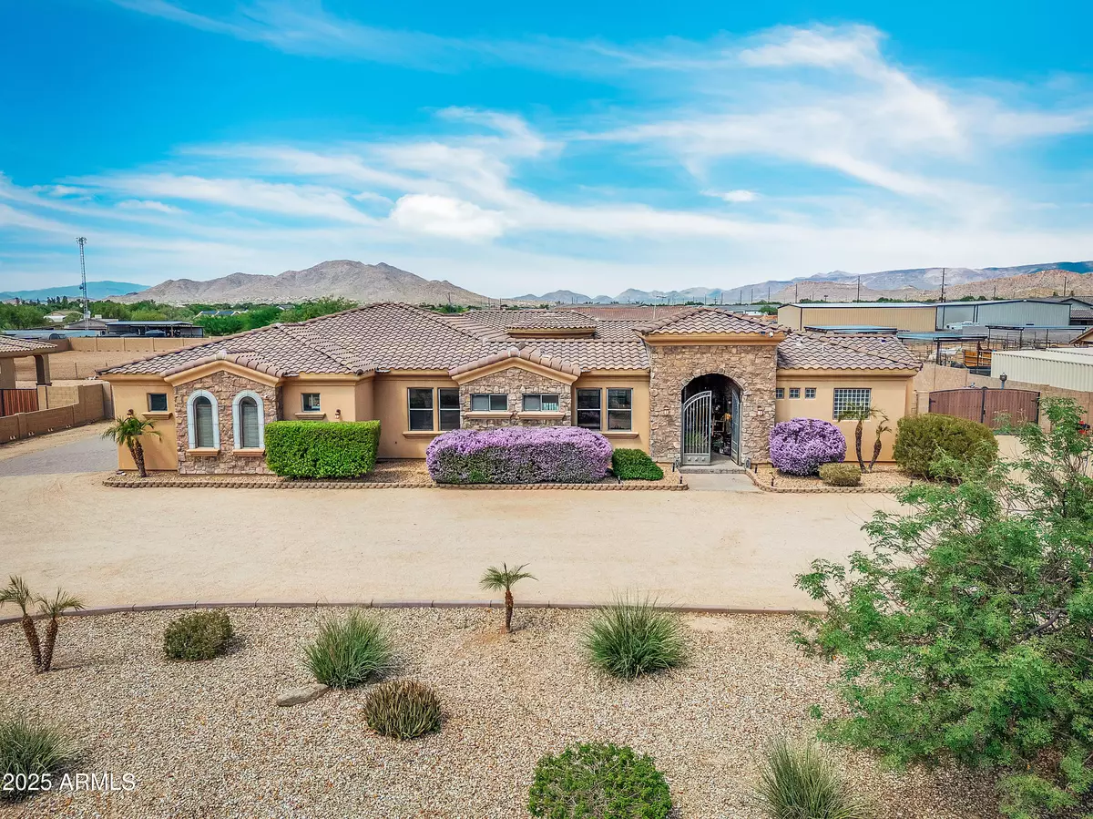 Phoenix, AZ 85086,810 W HIDDEN VALLEY Drive