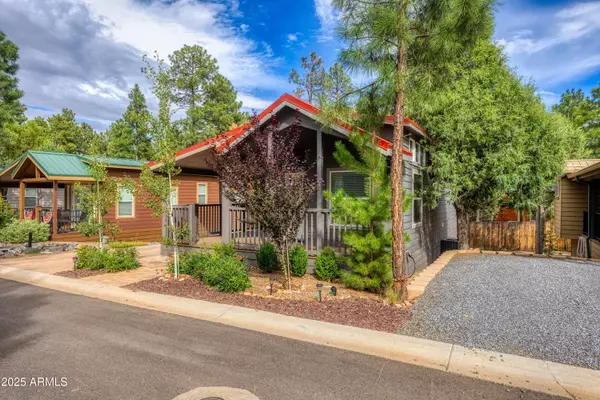 Show Low, AZ 85901,3851 Vacation Village Drive #38