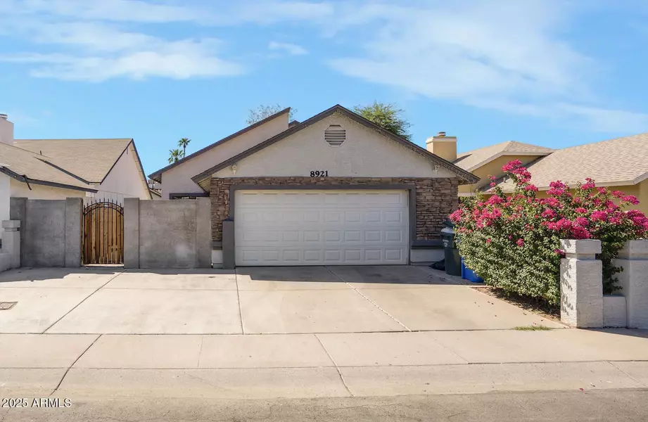 8921 W Fairmount Avenue, Phoenix, AZ 85037