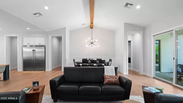 Phoenix, AZ 85016,4833 N 31ST Street