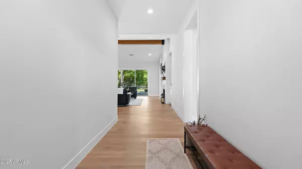 Phoenix, AZ 85016,4833 N 31ST Street